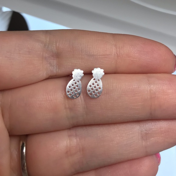 Sterling Silver 925 Pineapple 🍍 Stud Earrings - Picture 3 of 4